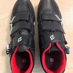 Peloton cycling shoes *broken strap